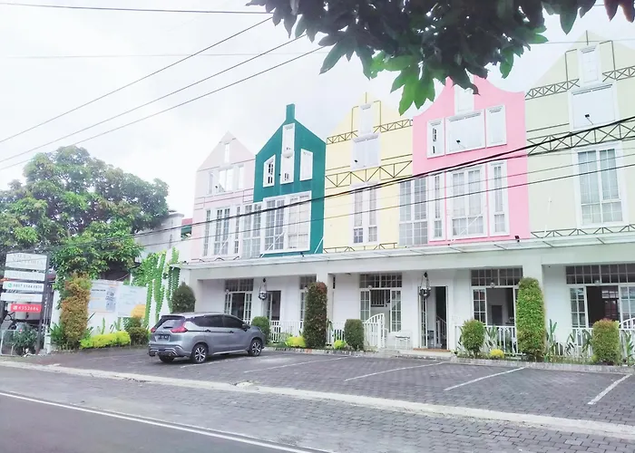 Victoria Bed & Breakfast Malang